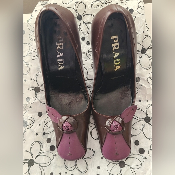 Prada Shoes - Picture 1 of 5